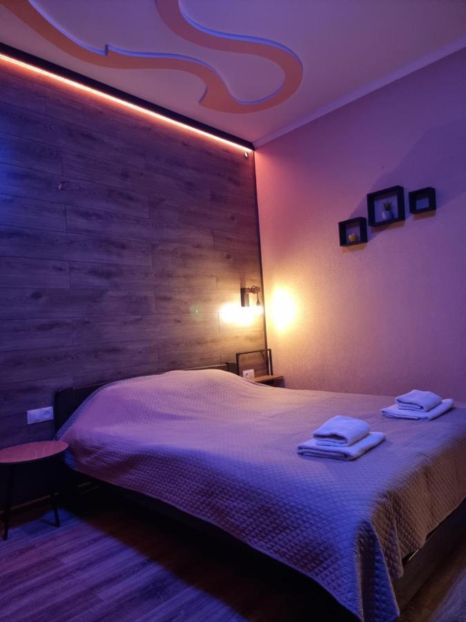 Petropavlivska Apartment Тиха Вуличка В Центрі Старого Міста Kamianets Podilskyi Bagian luar foto