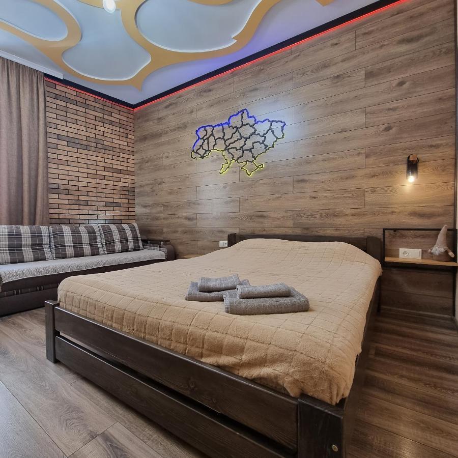 Petropavlivska Apartment Тиха Вуличка В Центрі Старого Міста Kamianets Podilskyi Bagian luar foto